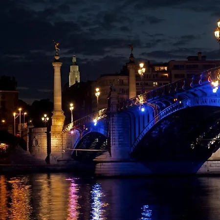 Des Jardins Suspendus Daire *