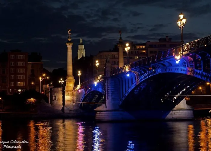 Des Jardins Suspendus Apartment *